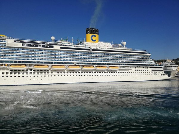 Quels sont les meilleurs itinéraires pour une randonnée sur le chemin de Compostelle, Espagne : préparation et conseils ?